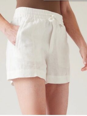 Athleta Retreat 100% Linen Mid-Rise Shorts Beach Coastal White 4